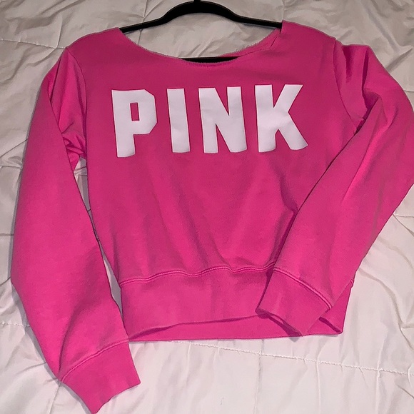 • Victoria Secret Pink Sweater • - Picture 1 of 1